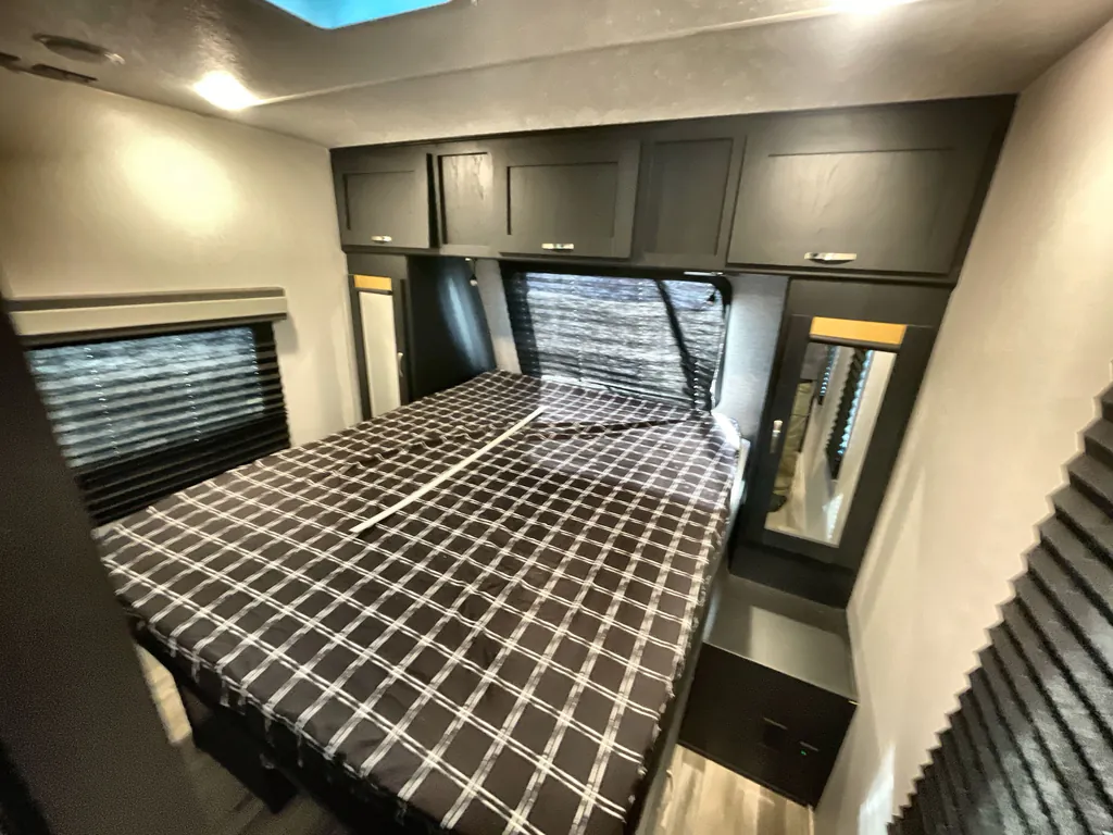 2023 Coachmen Freedom Express Ultra Lite 274RKS, Photos photo 15