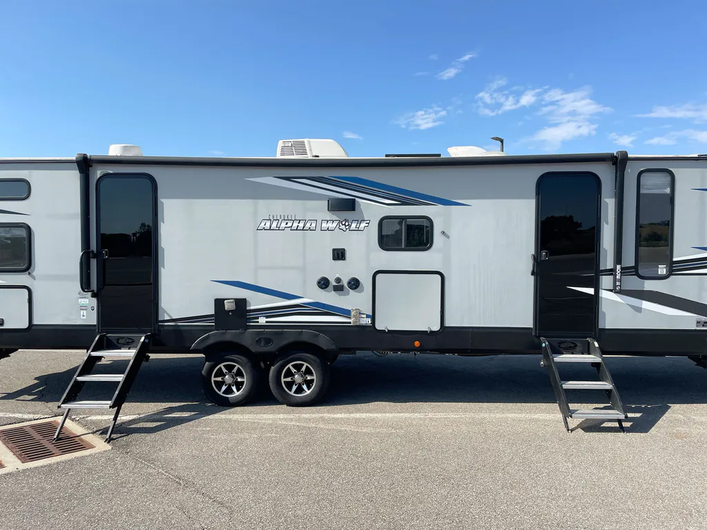 2022 Forest River Cherokee Alpha Wolf 30RDB-L, Photos photo 32