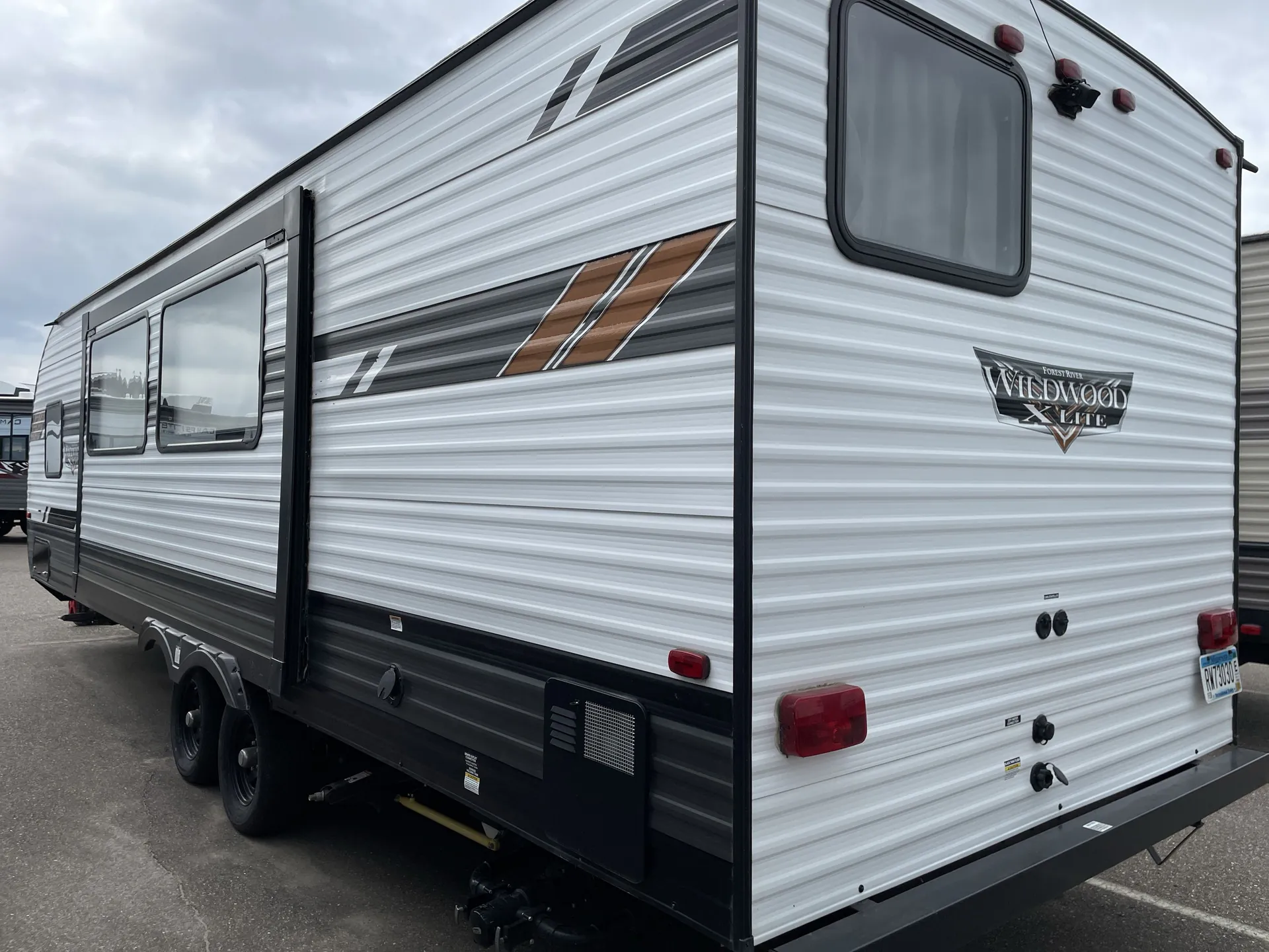 2020 Forest River Wildwood 263BHXL — campside