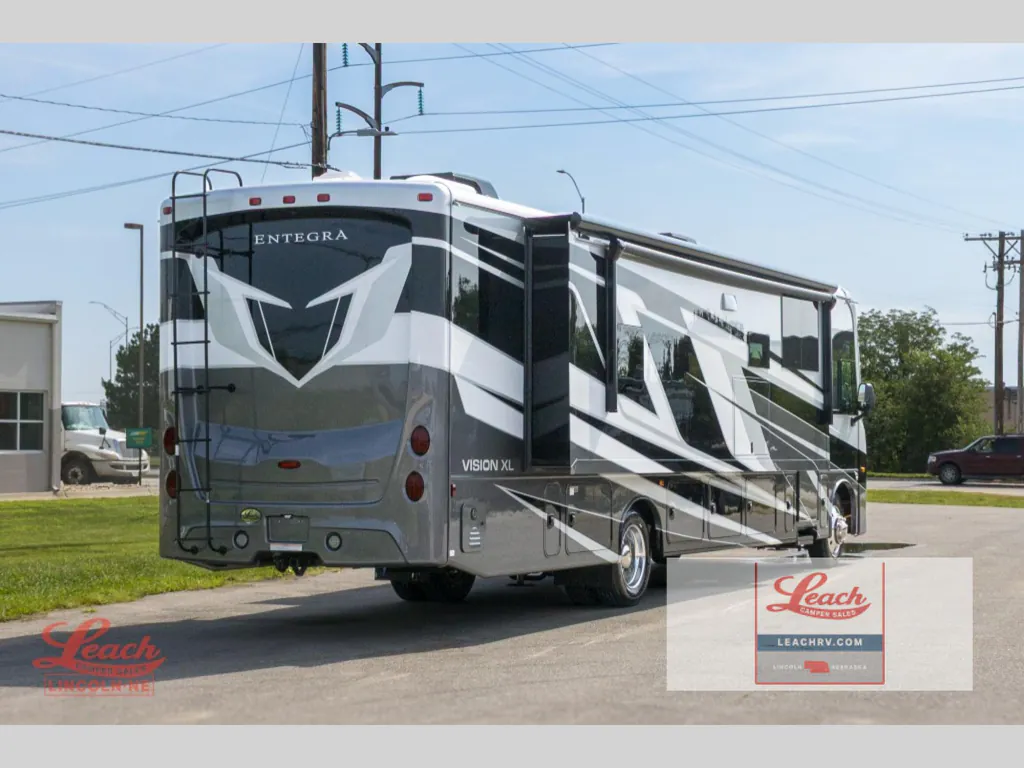 2027 Entegra Coach Vision XL 36C, Photos photo 9