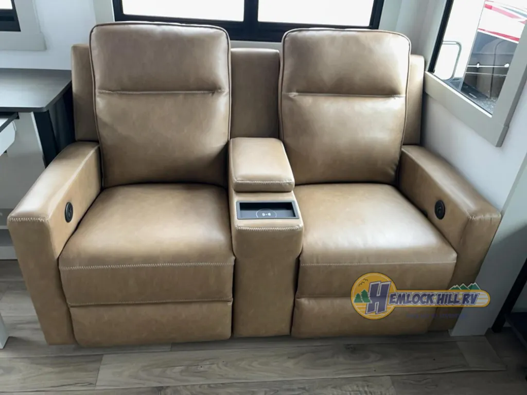 2026 Brinkley Model Z 3600, Photos photo 17