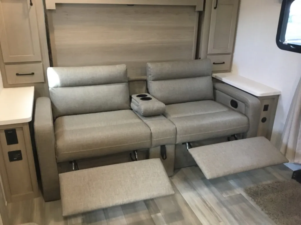 2024 Forest River Rockwood Mini Lite 2509S — Photo 7