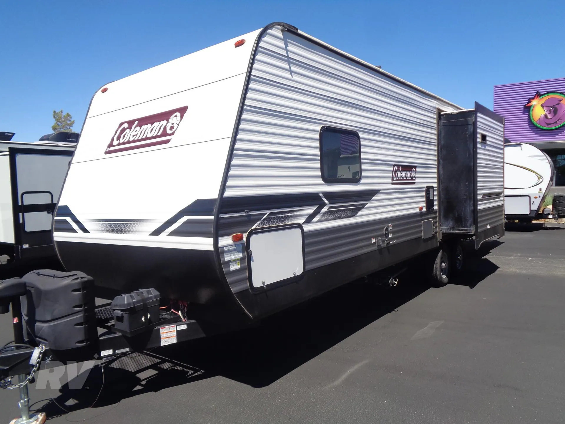 2022 Dutchmen Coleman Lantern 270TQ - Photo 2