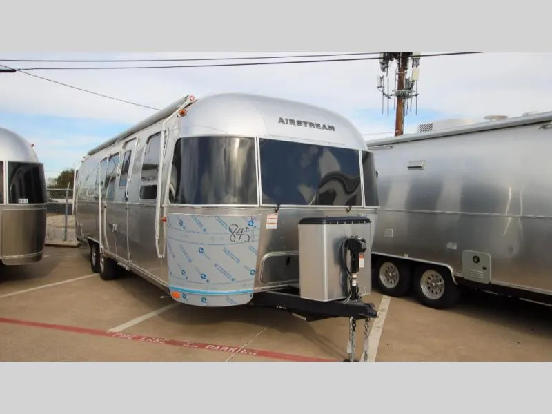2026 Airstream Flying Cloud 30FB Bunk - Photo 4
