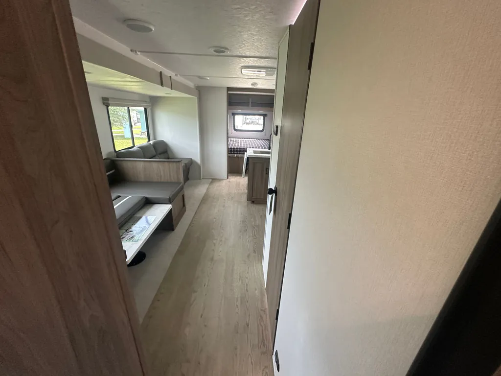 2026 Coachmen Freedom Express Select 30SE, Photos photo 46
