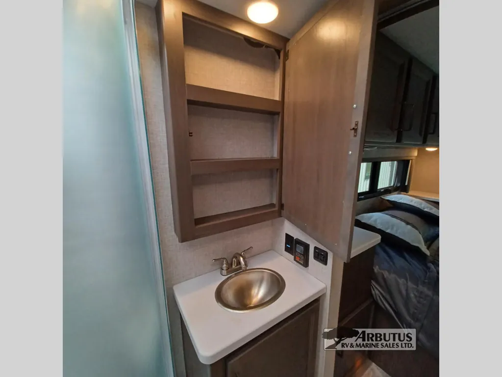 2024 Thor Motor Coach Echelon LF31, Photos photo 28