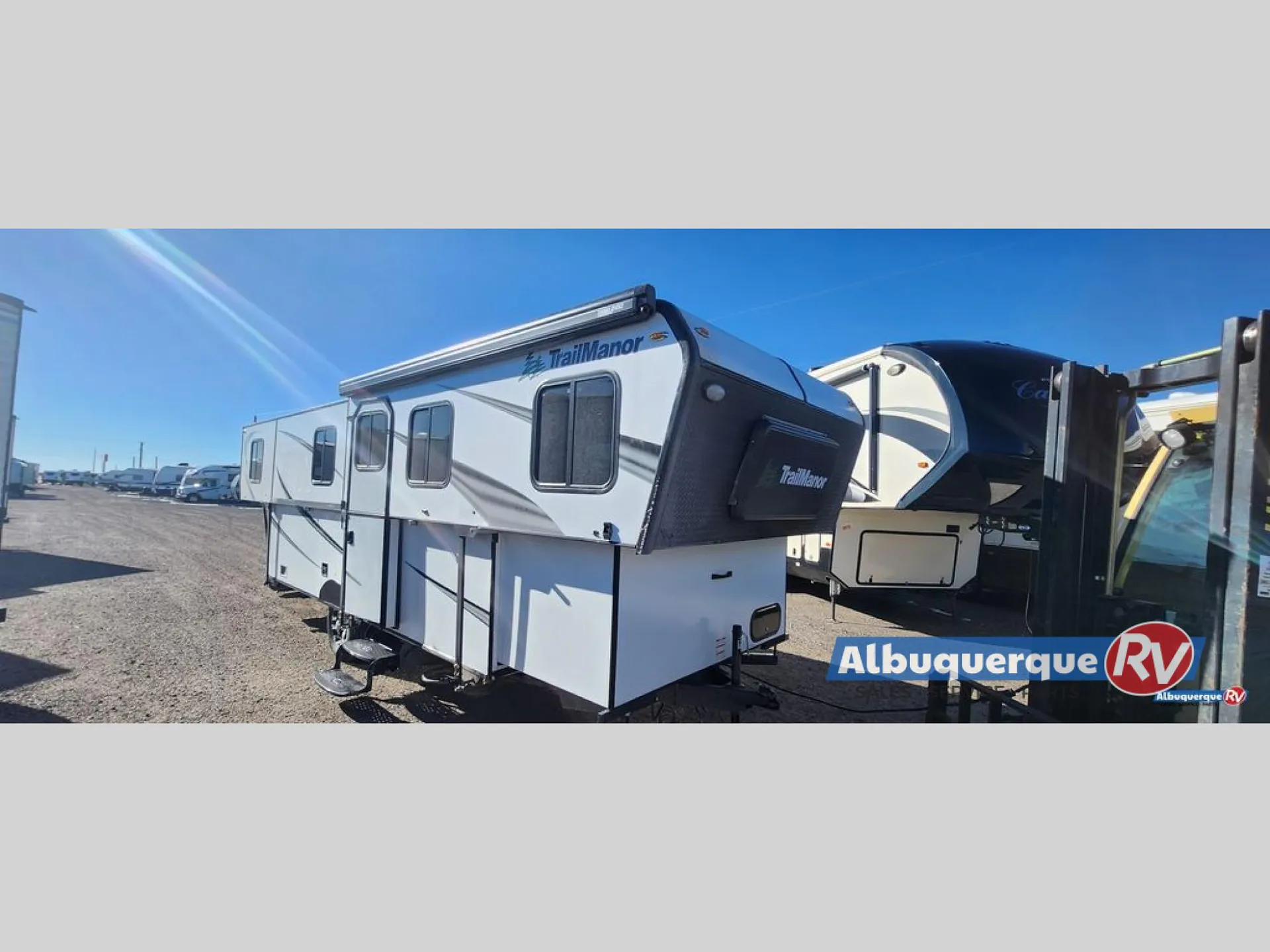 2024 TrailManor 2922 Series 2922KS - Photo 2