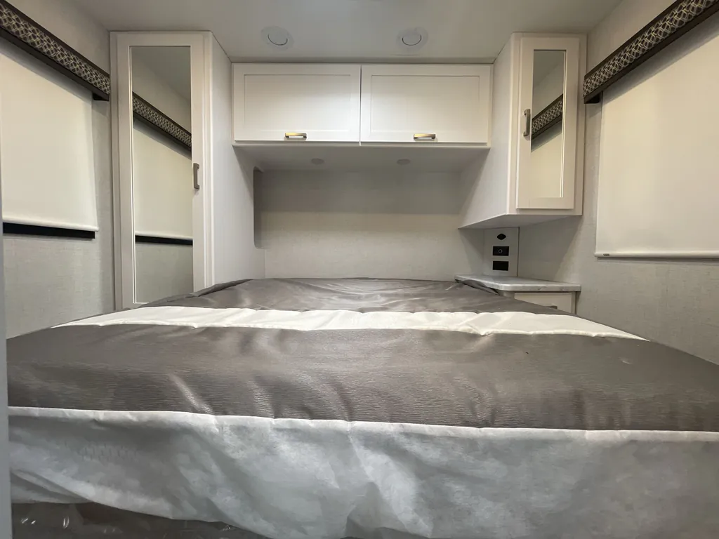 2026 Thor Motor Coach Freedom Elite 28HZ, Photos photo 17
