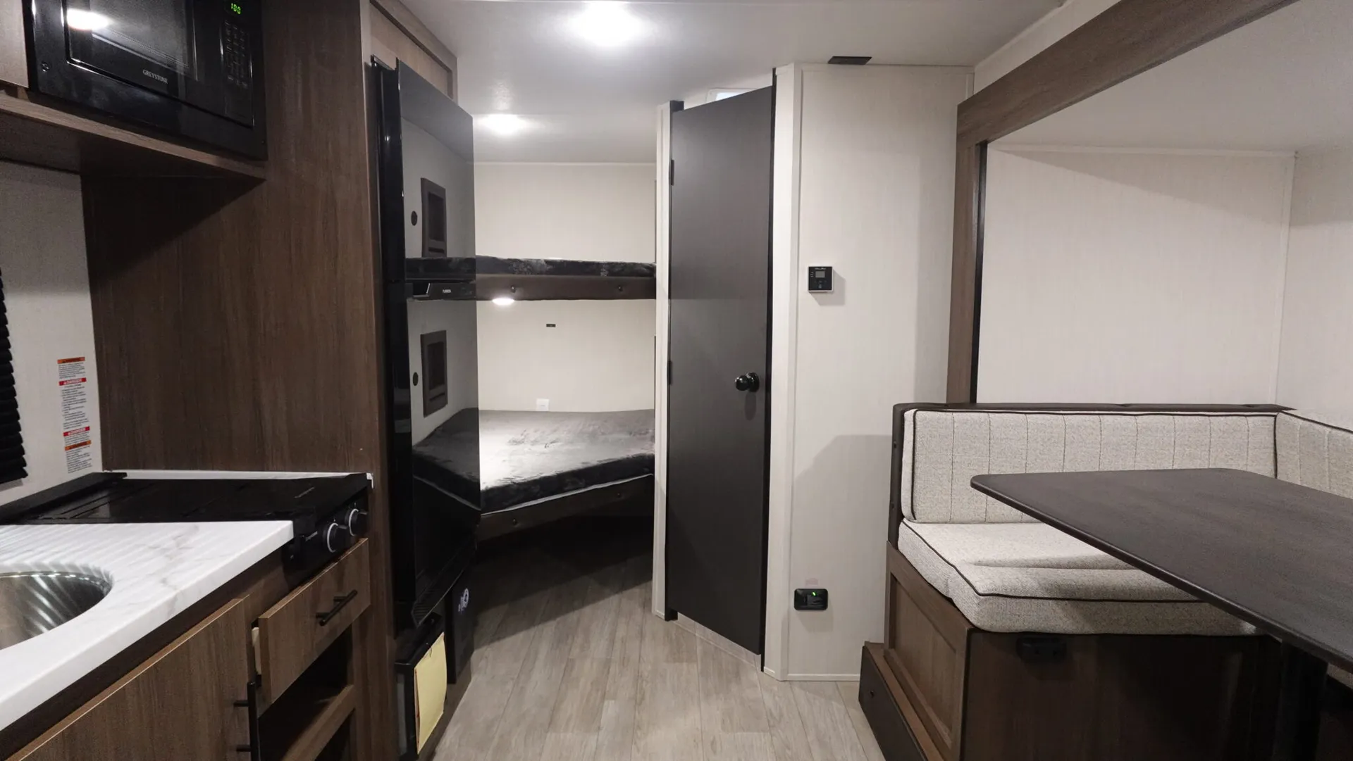 2026 Prime Time RV Avenger LT 18DBS - Photo 3