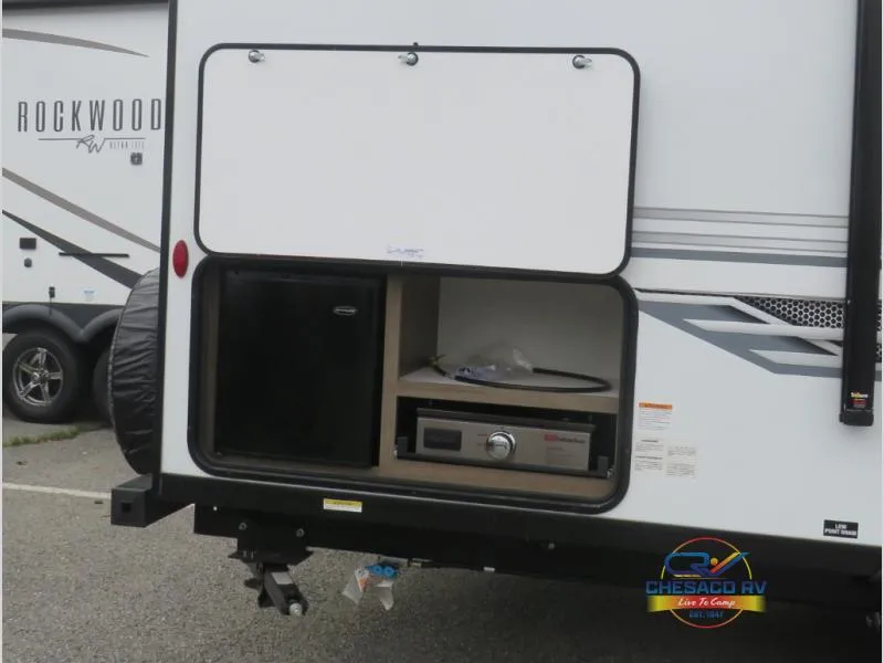 2025 Venture RV Sonic 211VDB - Photo 3