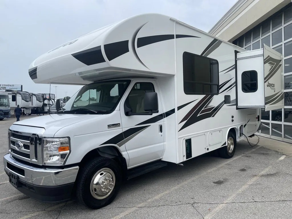 2024 Jayco Redhawk SE 22CF - Photo 3