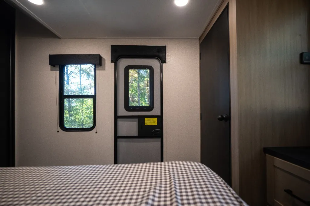 2026 Jayco Jay Flight Bungalow 404LOFT DS, Photos photo 23