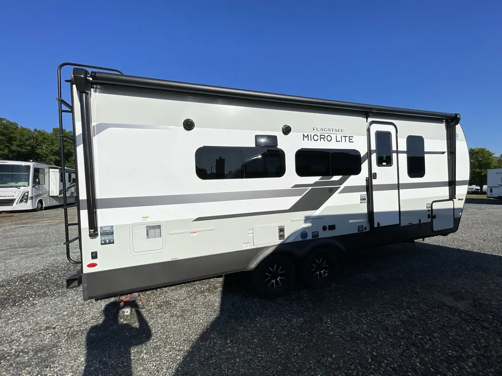 2026 Forest River Flagstaff Micro Lite 25FBT, Photos photo 4
