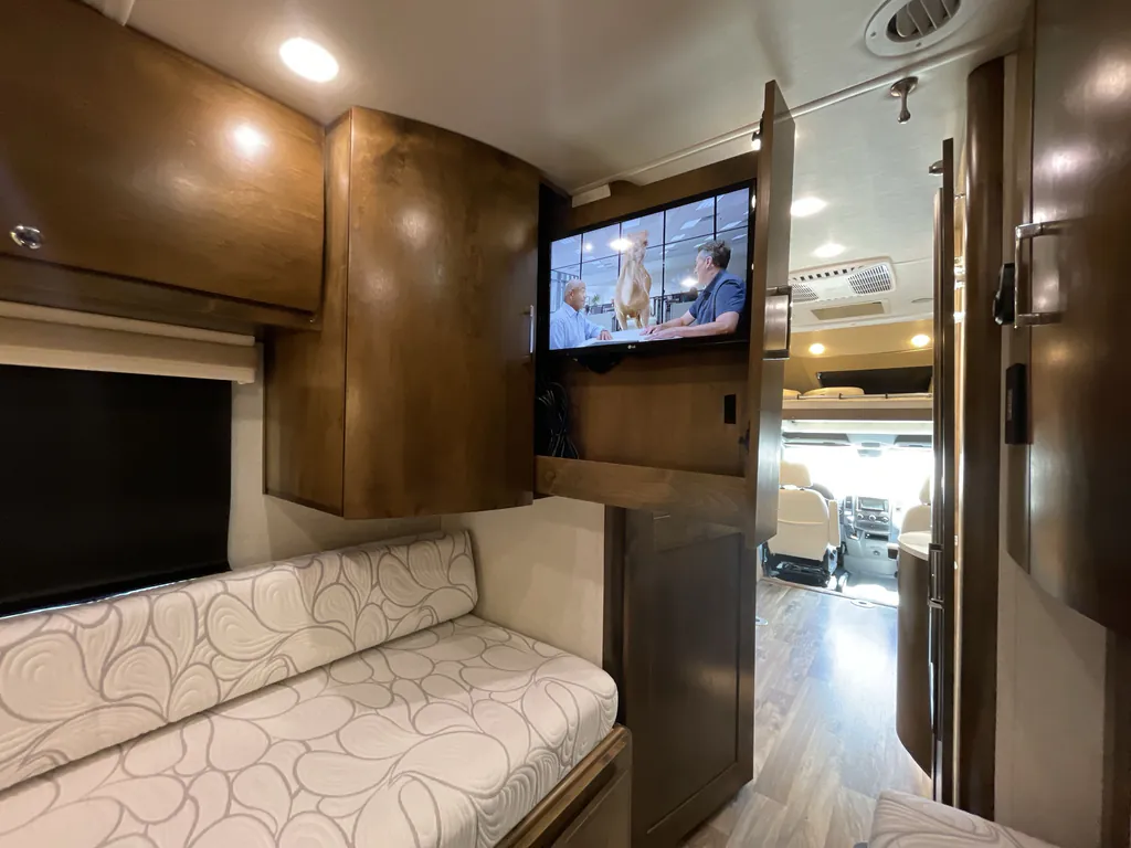 2019 Tiffin Wayfarer 24 TW, Photos photo 34