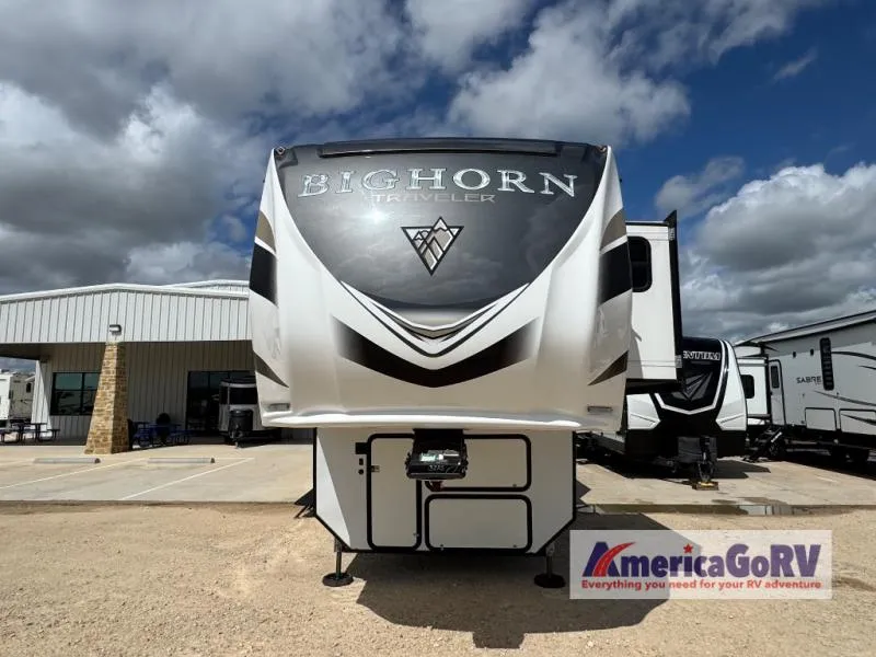 2022 Heartland Bighorn Traveler 32RS - Photo 2