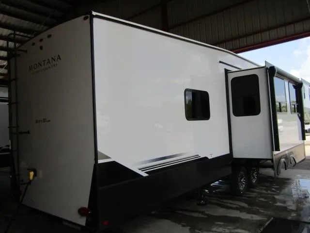 2025 Keystone Montana High Country 397FB - Photo 4