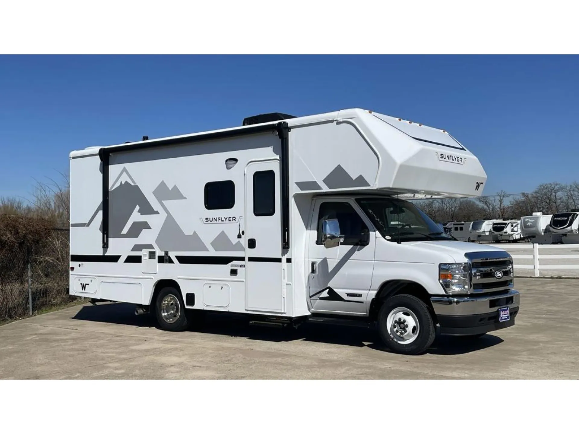 2027 Winnebago Sunflyer 22RS - Photo 3