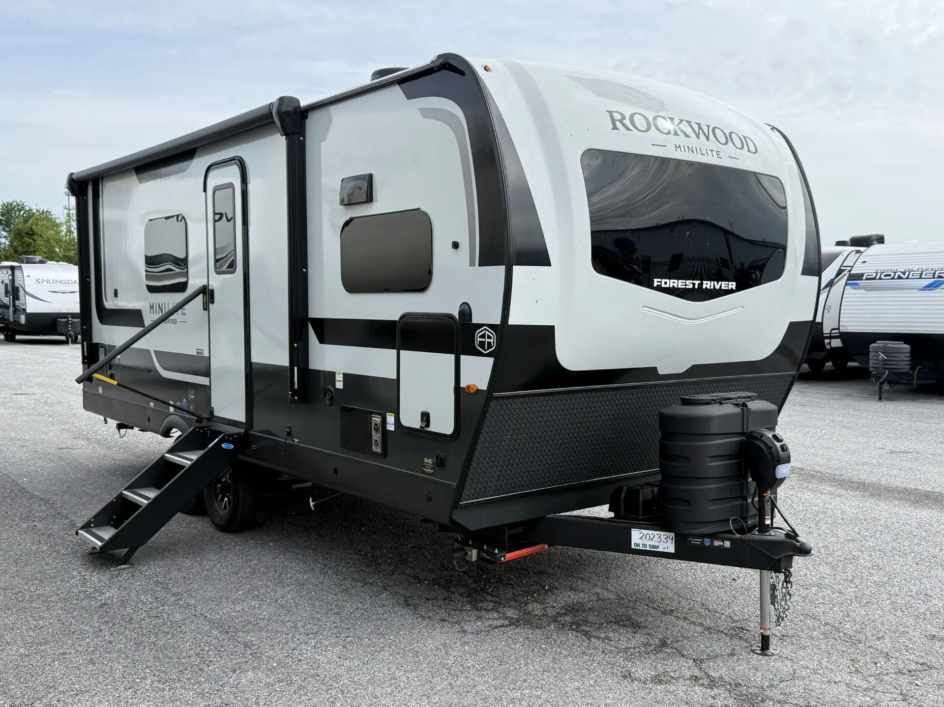 2026 Forest River Rockwood Mini Lite 2523MBR - Photo 2