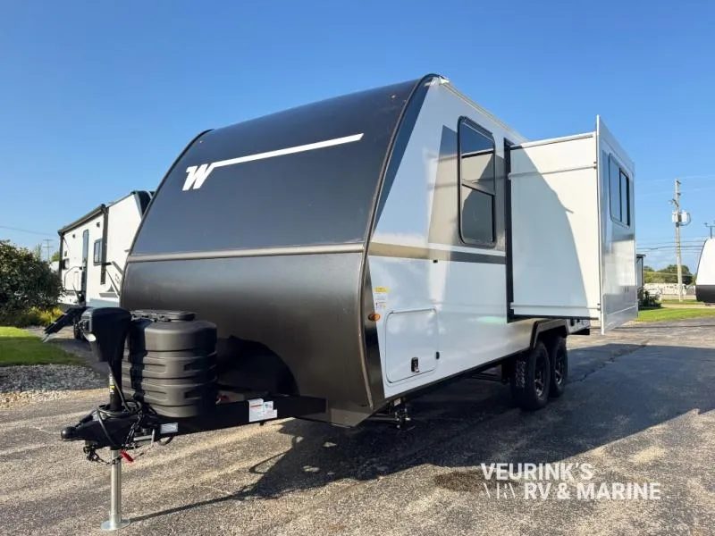 2026 Winnebago Micro Minnie 2108FBS - Photo 3
