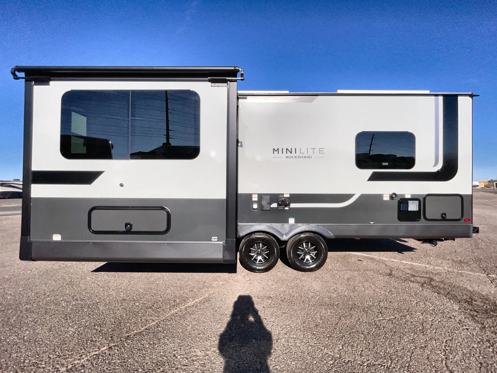 2026 Forest River Rockwood Mini Lite 2506FK — off campside