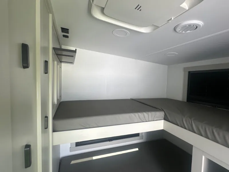 2026 Brinkley Model Z 2810, Photos photo 20