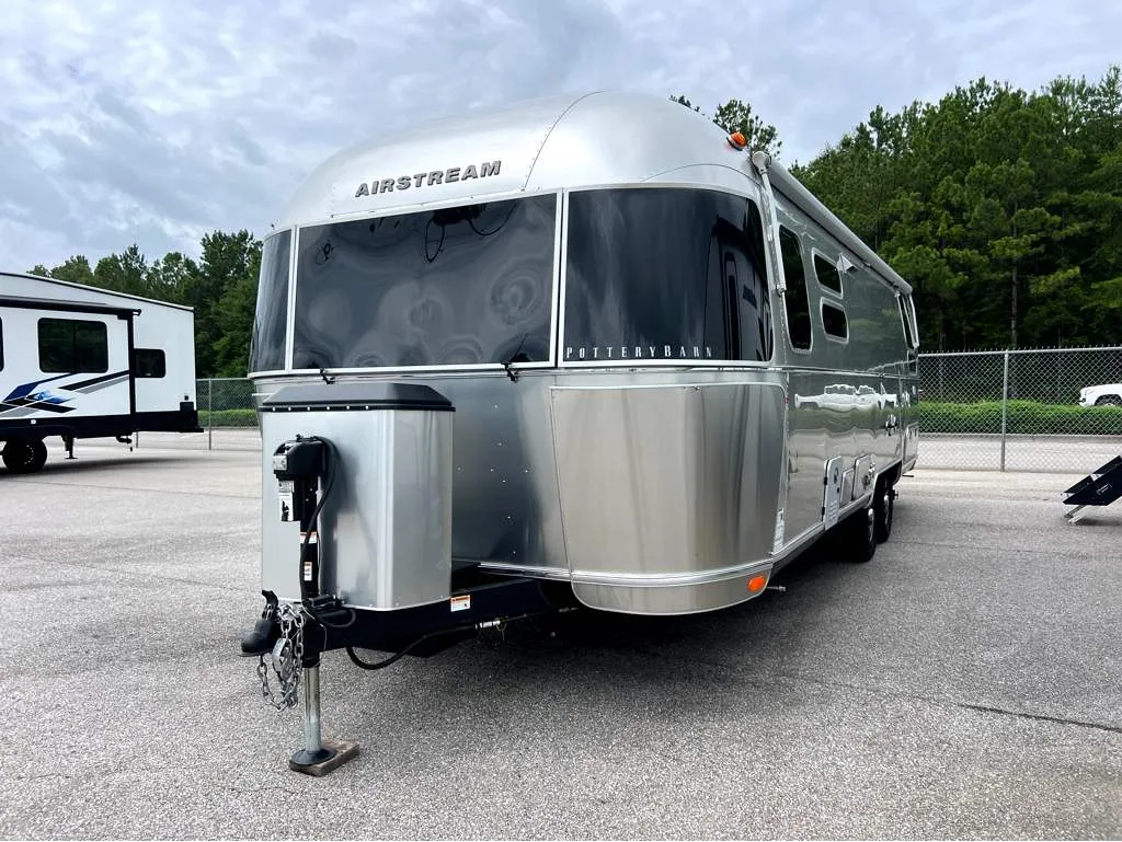 2024 Airstream Pottery Barn 28RB - Photo 3