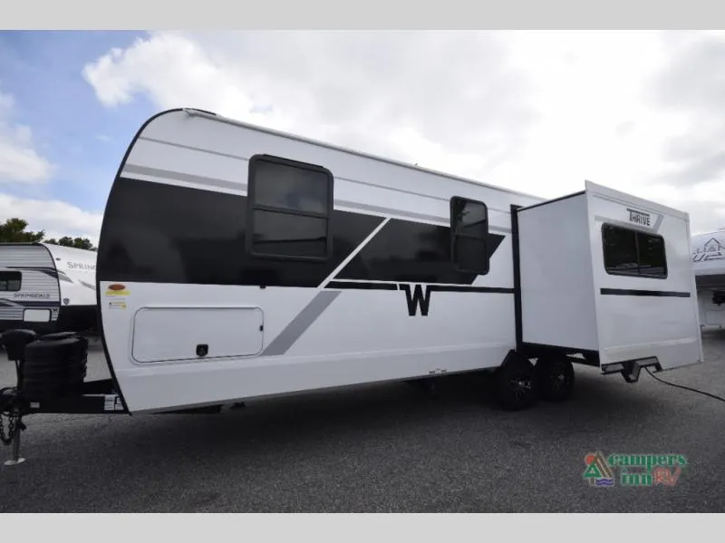 2026 Winnebago Thrive 24RKS - Photo 4