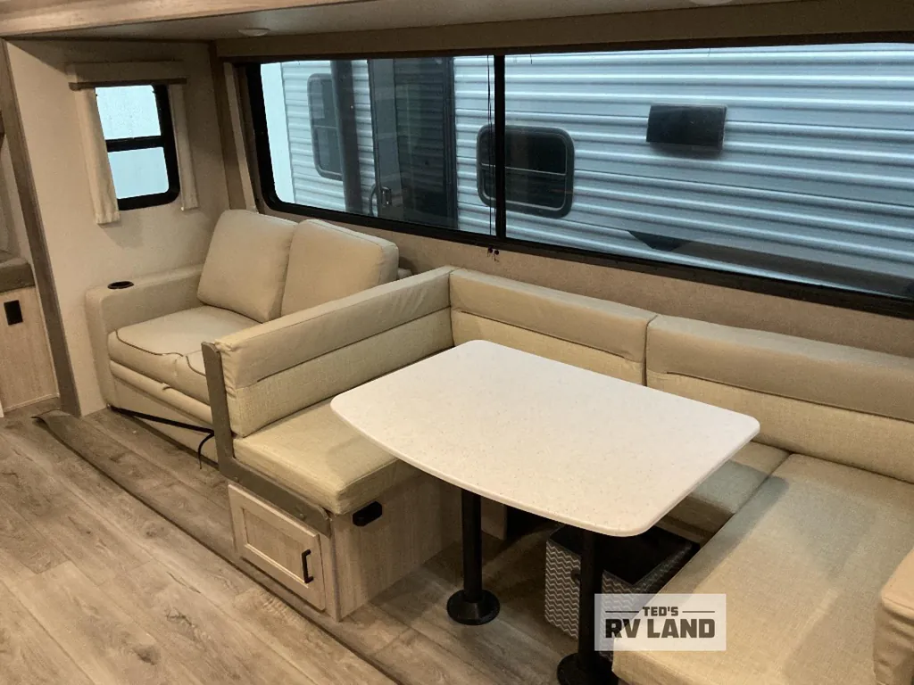 2026 Coachmen Catalina Legacy Edition 273DBHCK, Photos photo 25