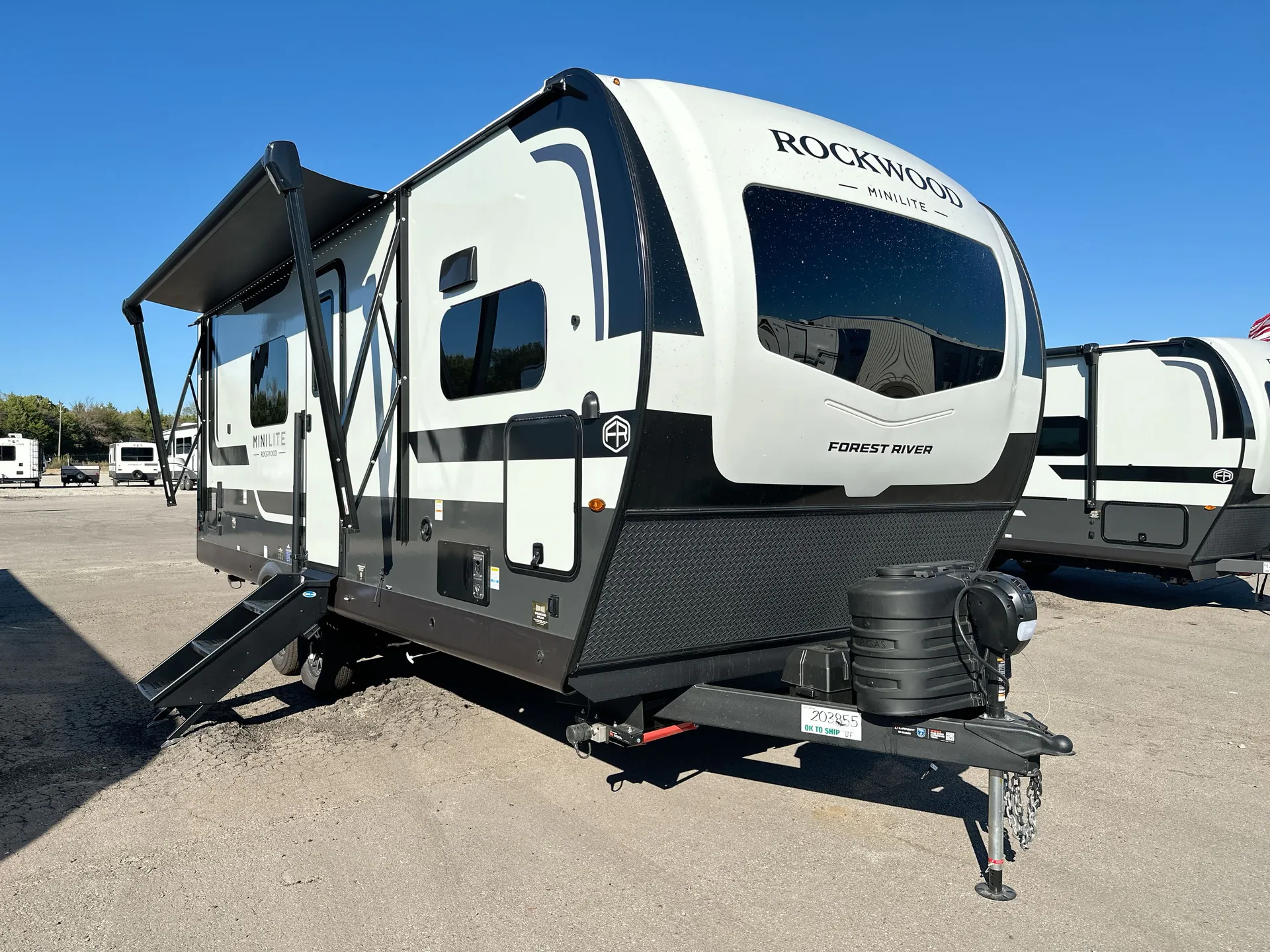2027 Forest River Rockwood Mini Lite 2523MBR
