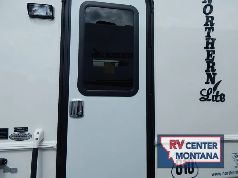 2025 Northern Lite 610 New    Std Model - Photo 4