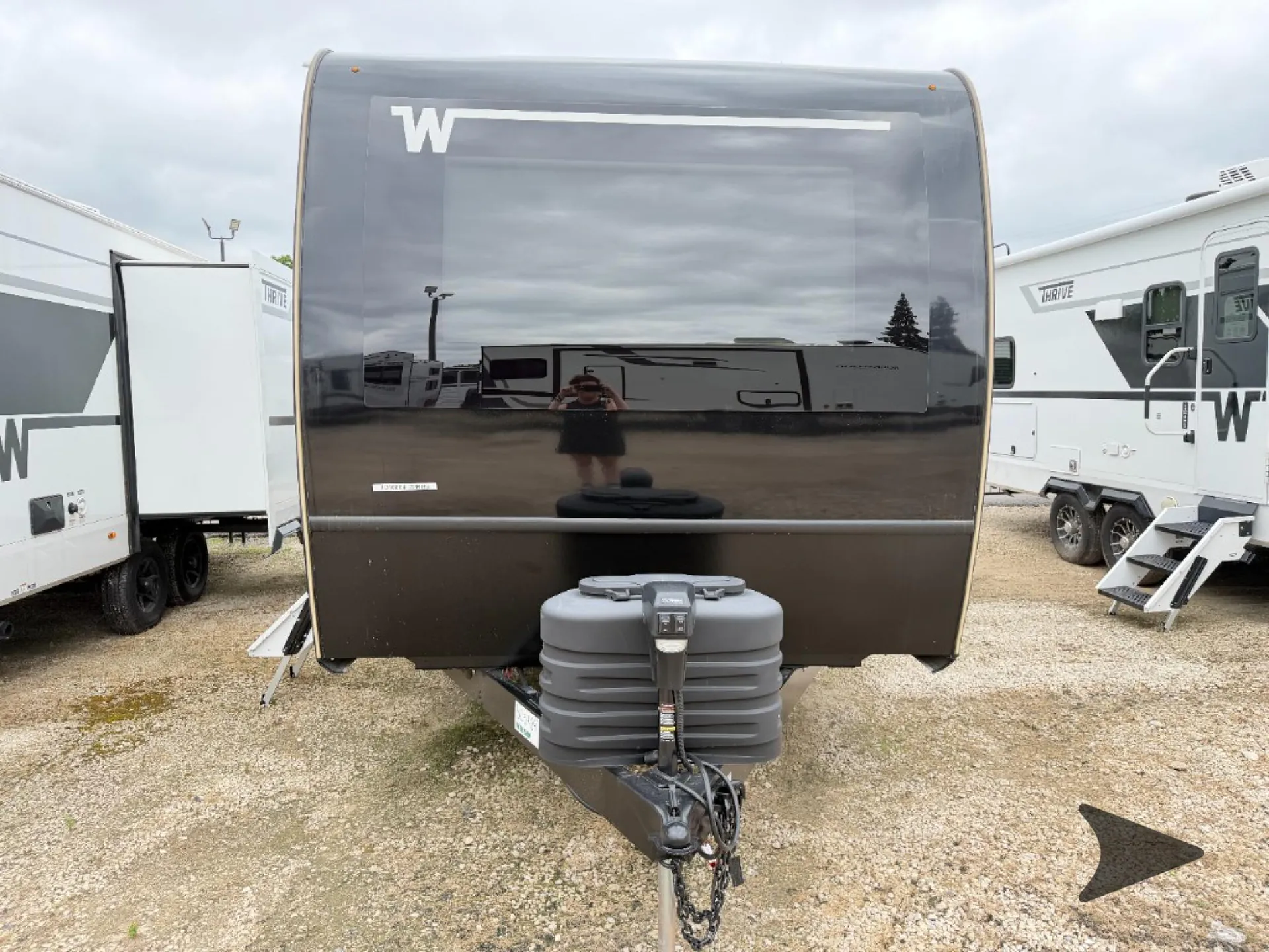 2026 Winnebago Thrive 22RBS - Photo 3