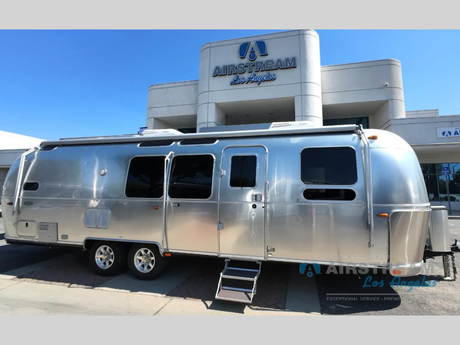 2018 Airstream Flying Cloud 30FB Bunk - Photo 2