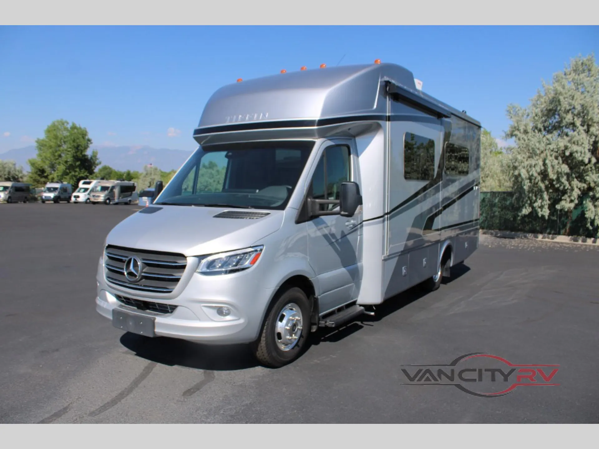 2024 Tiffin Wayfarer 25 JW dealer photo 1 from Van City RV