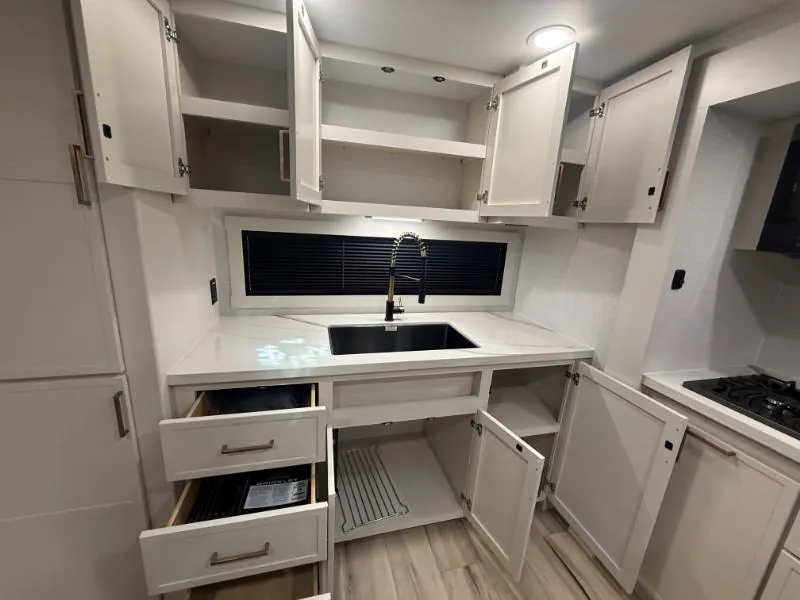 2026 Brinkley Model I 280, Photos photo 12