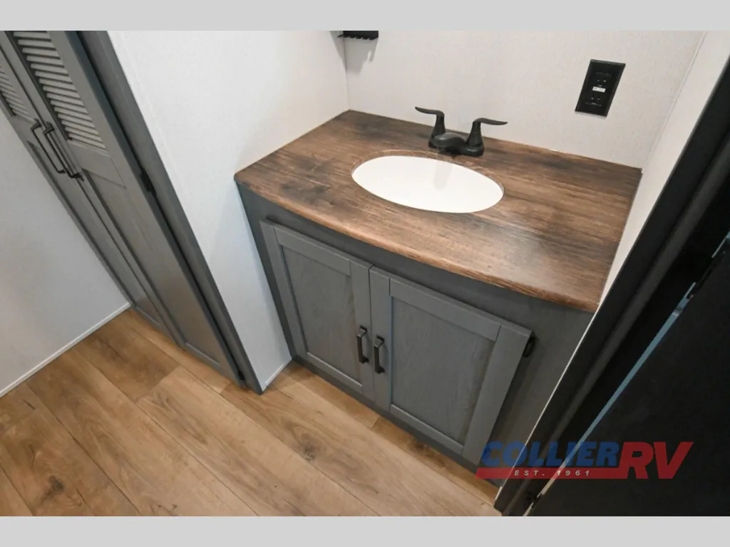 2026 Forest River Puma Vista 422LFT, Photos photo 7