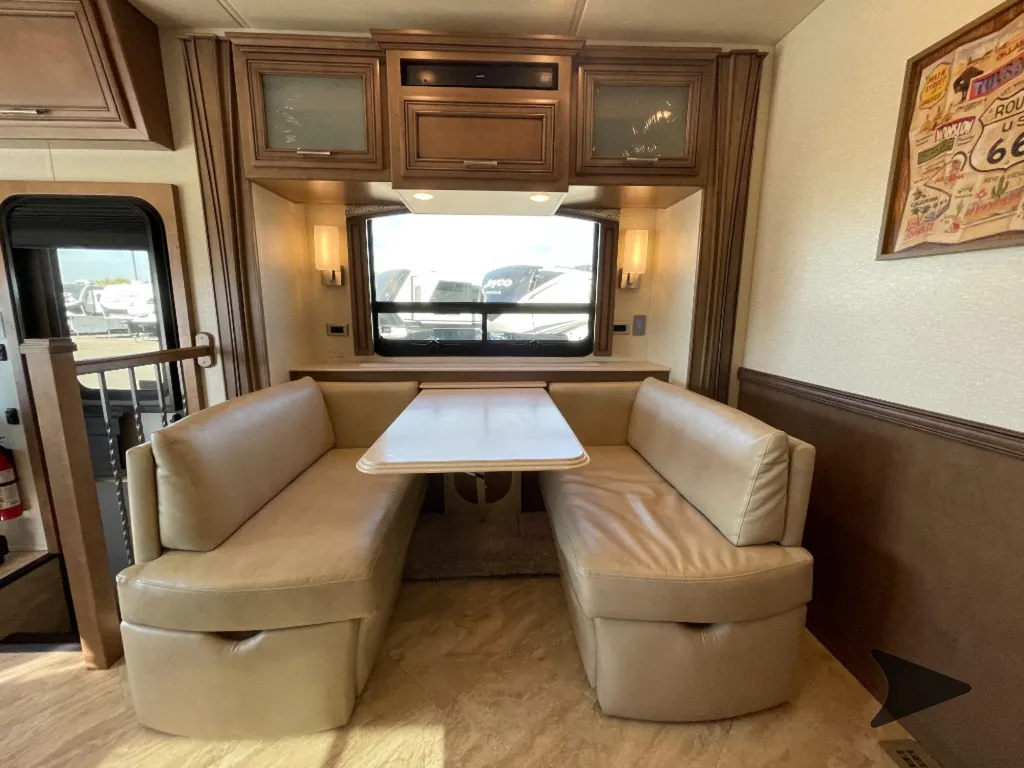 2020 Newmar Canyon Star 3929, Photos photo 17