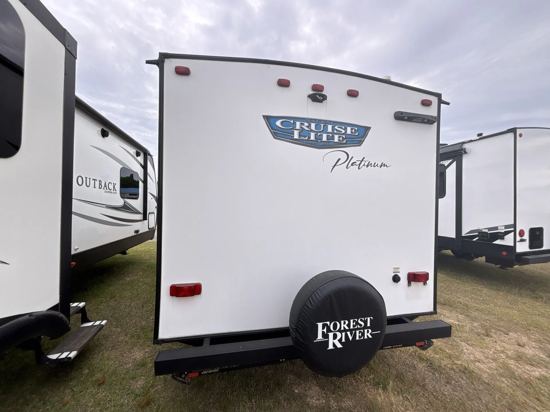 2023 Forest River Salem Cruise Lite 171RBXL — off campside