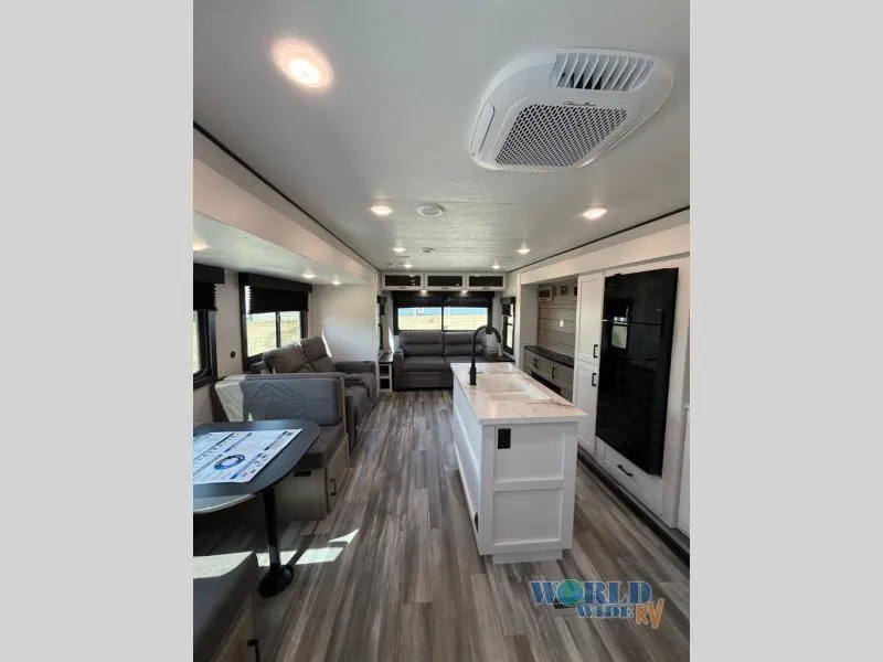 2026 Jayco Jay Flight SLX 334RTS - Photo 3