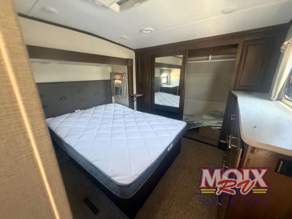 2019 Forest River Wildcat 383MB, Photos photo 21