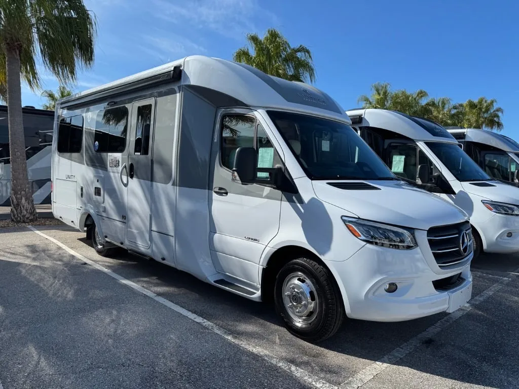 2026 Leisure Travel Unity 24CB - Main photo