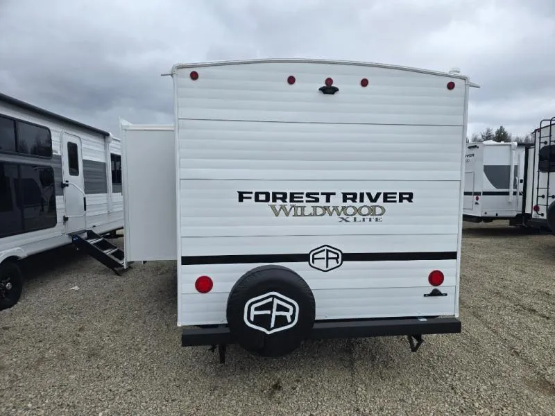 2025 Forest River RV Wildwood X-Lite 25ICE - Photo 4