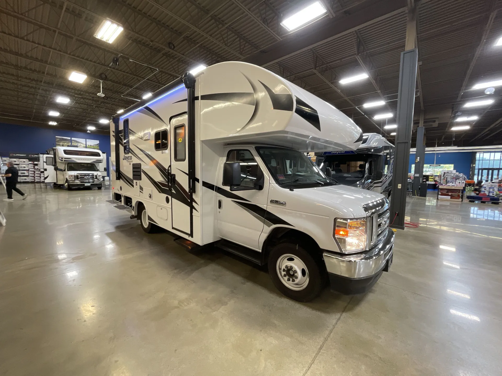 2023 Jayco Redhawk SE 22CF - Photo 2