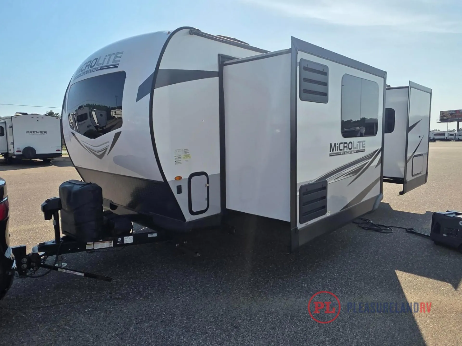 2021 Forest River Flagstaff Micro Lite 25FKBS - Photo 4