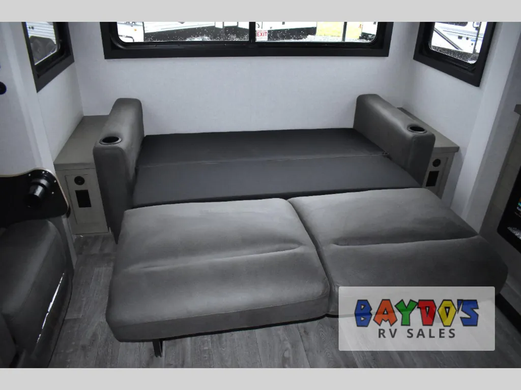 2026 Jayco Eagle 321RSTS, Photos photo 9