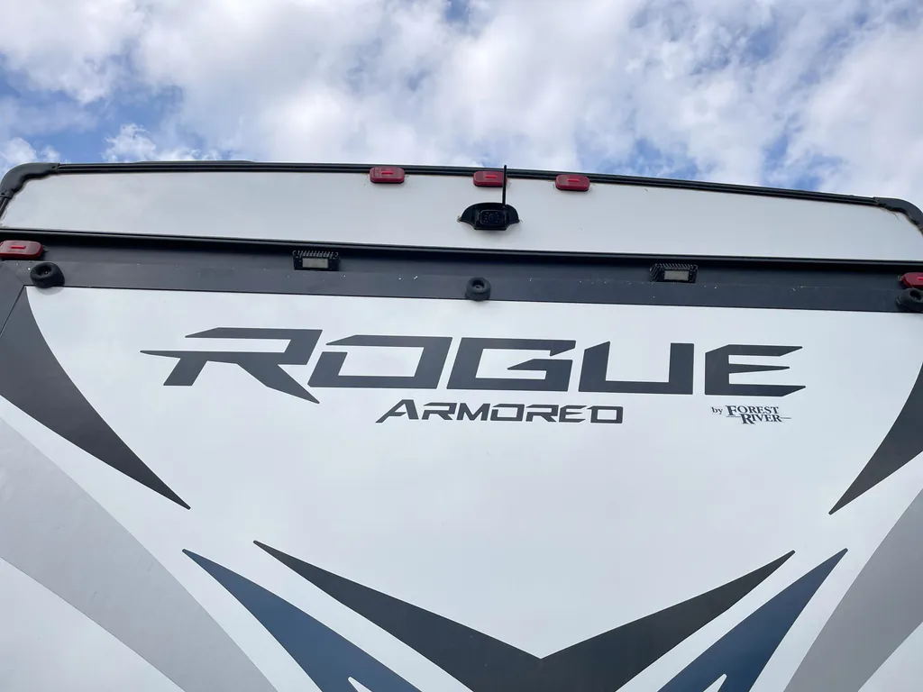 2021 Forest River Vengeance Rogue Armored 351G2, Photos photo 23