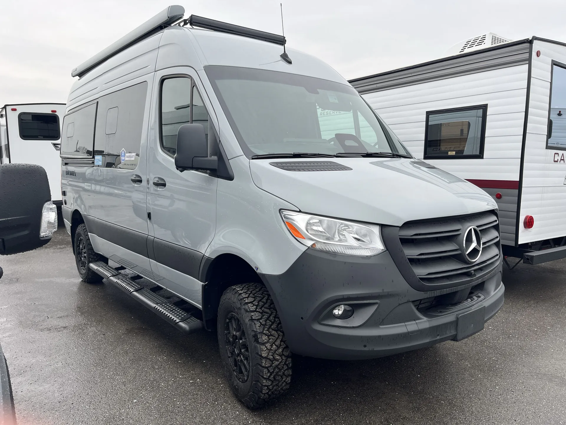 2026 Thor Motor Coach Eddie Bauer 19EB - Photo 2