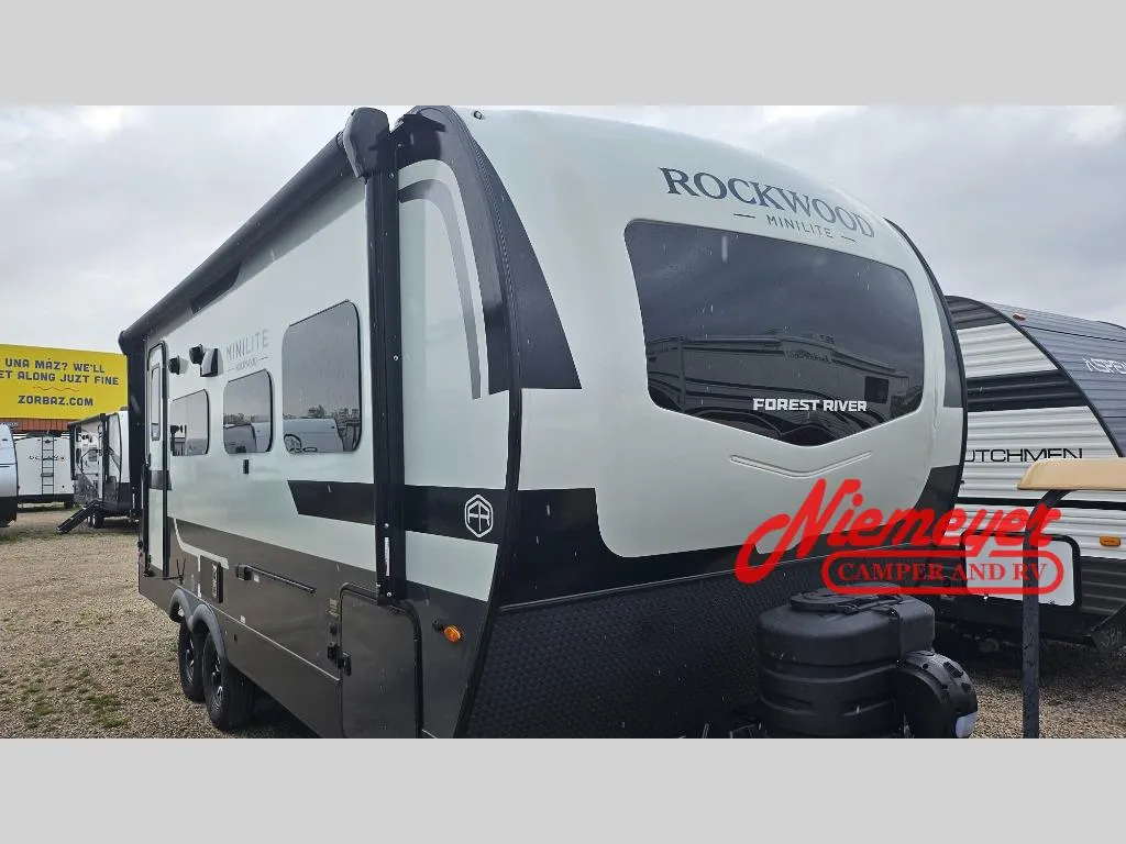 2026 Forest River Rockwood Mini Lite 2205S - Photo 2