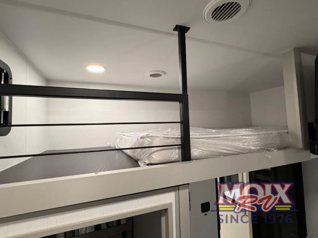 2026 Brinkley Model G 4100, Photos photo 68