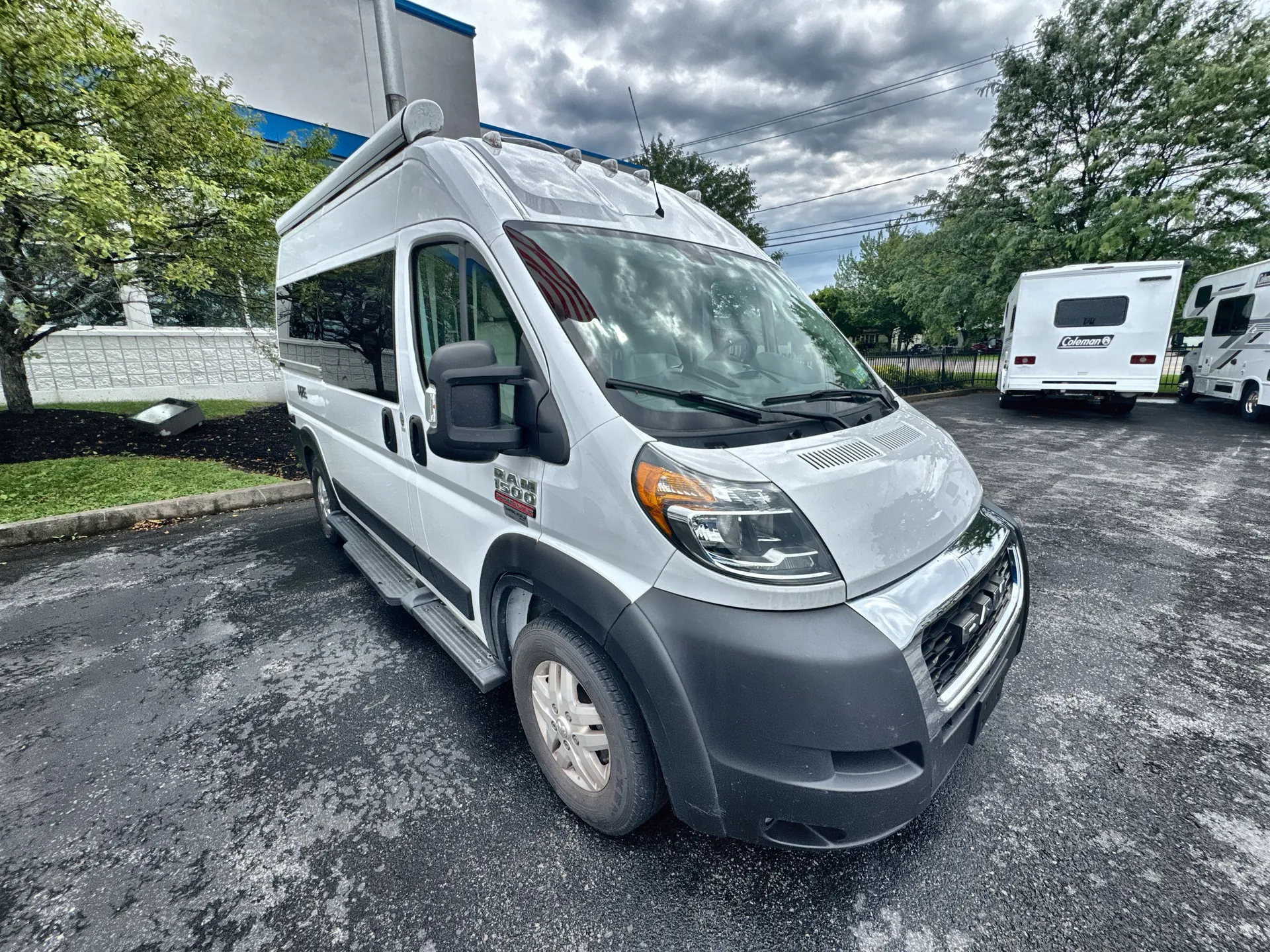 2022 Thor Motor Coach Rize 18M - Photo 2