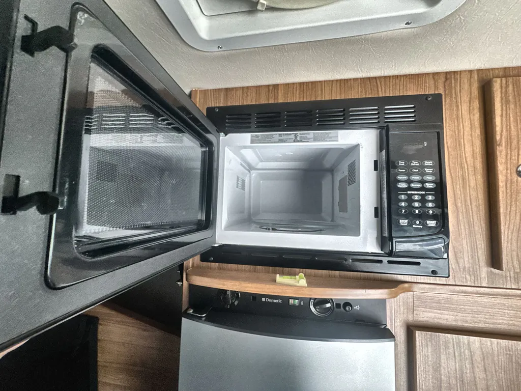 2017 Winnebago Travato 59G, Photos photo 13